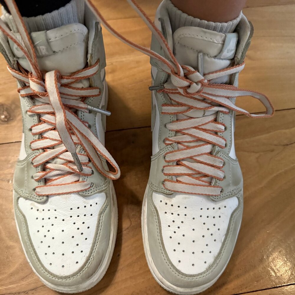 Nike Air Jordan's W5.5